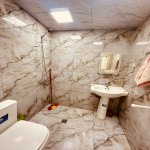 Посуточно 2 комнатная Новостройка Хырдалан 6