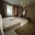 Kirayə (aylıq) 3 otaqlı Köhnə Tikili, Neftçilər metrosu, Bakıxanov qəs., Sabunçu rayonu 8
