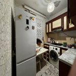 Продажа 2 комнатная Вторичка, 8-ой микрорайон район 4