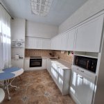 Kirayə (aylıq) 2 otaqlı Köhnə Tikili, Sahil metrosu, Fontanlar bağı, Səbail rayonu 12