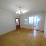 Satılır 2 otaqlı Köhnə Tikili, Memar Əcəmi metrosu, 4-cü mikrorayon, Nəsimi rayonu 5