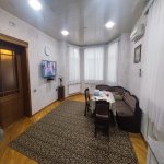 Satılır 6 otaqlı Həyət evi/villa, Badamdar qəs., Səbail rayonu 13