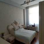 Kirayə (aylıq) 3 otaqlı Yeni Tikili Xırdalan 4