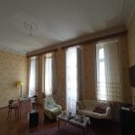 Kirayə (aylıq) 3 otaqlı Köhnə Tikili, Sahil metrosu, Səbail rayonu 1
