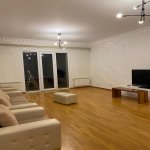 Kirayə (aylıq) 3 otaqlı Yeni Tikili, 28 May metrosu, Azərbaycan Dillər Universiteti, Nəsimi rayonu 1