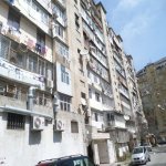 Satılır 4 otaqlı Köhnə Tikili, Azadlıq metrosu, 8-ci mikrorayon, Binəqədi rayonu 1