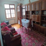 Kirayə (aylıq) 3 otaqlı Köhnə Tikili, Azadlıq metrosu, 8-ci mikrorayon, Binəqədi rayonu 1