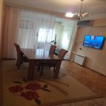 Kirayə (aylıq) 3 otaqlı Köhnə Tikili, Qara Qarayev metrosu, Ruslan 93 market, Nizami rayonu 2