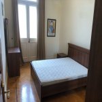 Kirayə (aylıq) 3 otaqlı Köhnə Tikili, Sahil metrosu, Səbail rayonu 7