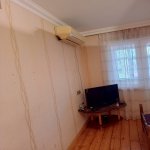 Kirayə (aylıq) 3 otaqlı Yeni Tikili, Neftçilər metrosu, 8-ci kilometr, 28 Mall, Nizami rayonu 3