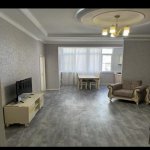 Kirayə (aylıq) 3 otaqlı Yeni Tikili, Neftçilər metrosu, 8-ci kilometr, Nizami rayonu 1