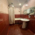 Satılır 4 otaqlı Köhnə Tikili, Azadlıq metrosu, 8-ci mikrorayon, Binəqədi rayonu 8