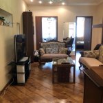 Kirayə (günlük) 3 otaqlı Köhnə Tikili, 28 May metrosu, Nəsimi rayonu 1