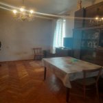 Satılır 2 otaqlı Köhnə Tikili, Azadlıq metrosu, 8-ci mikrorayon, Binəqədi rayonu 8