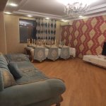 Kirayə (aylıq) 3 otaqlı Yeni Tikili, Memar Əcəmi metrosu, 5-ci mikrorayon, Nəsimi rayonu 1