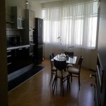 Kirayə (aylıq) 4 otaqlı Yeni Tikili, 28 May metrosu, Rusiya səfirliyi, Nəsimi rayonu 5