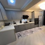 Продажа 3 комнатная Новостройка, İnşaatçılar метро, пос. Йени Ясамал, Ясамал район 9