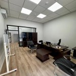 Аренда 2 комнат Офис, м. 8 Ноябрь метро, Насими район 1