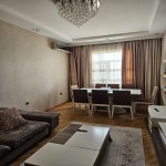 Kirayə (aylıq) 3 otaqlı Yeni Tikili, İnşaatçılar metrosu, Yasamal rayonu 2