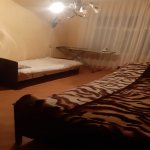 Kirayə (aylıq) 3 otaqlı Köhnə Tikili, Neftçilər metrosu, Bakıxanov qəs., Sabunçu rayonu 2
