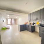 Продажа 2 комнатная Новостройка, İnşaatçılar метро, пос. Йени Ясамал, Ясамал район 2