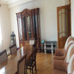 Kirayə (aylıq) 3 otaqlı Yeni Tikili, Memar Əcəmi metrosu, 5-ci mikrorayon, Nəsimi rayonu 12