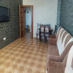 Kirayə (aylıq) 3 otaqlı Yeni Tikili, Gənclik metrosu, 8-ci mikrorayon, Binəqədi rayonu 2
