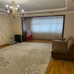 Kirayə (aylıq) 3 otaqlı Köhnə Tikili, İnşaatçılar metrosu, Yeni Yasamal qəs., Yasamal rayonu 2