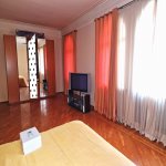 Kirayə (aylıq) 7 otaqlı Həyət evi/villa, Nərimanov rayonu 21