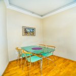 Kirayə (günlük) 3 otaqlı Köhnə Tikili, Sahil metrosu, Səbail rayonu 9