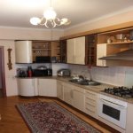 Kirayə (aylıq) 4 otaqlı Köhnə Tikili, Elmlər akademiyası metrosu, Yasamal rayonu 16