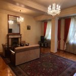Kirayə (aylıq) 4 otaqlı Köhnə Tikili, Gənclik metrosu, Nərimanov rayonu 4