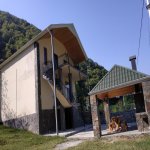 Посуточно 4 комнатная Дома/Виллы Гах 2