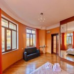 Kirayə (günlük) 2 otaqlı Köhnə Tikili, Sahil metrosu, Səbail rayonu 6