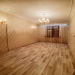 Satılır 3 otaqlı Köhnə Tikili, Memar Əcəmi metrosu, 9-cu mikrorayon, Zərifə Əliyeva adına park, Binəqədi rayonu 1