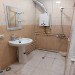 Kirayə (aylıq) 3 otaqlı Köhnə Tikili, Azadlıq metrosu, 8-ci mikrorayon, Binəqədi rayonu 7