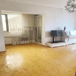 Продажа 2 комнатная Вторичка, 8-ой микрорайон, Бинагадинский р-н район 3
