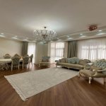 Kirayə (günlük) 3 otaqlı Yeni Tikili, 28 May metrosu, Kubinka, Nəsimi rayonu 2