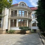 Satılır 8 otaqlı Həyət evi/villa, Badamdar qəs., Səbail rayonu 2