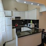 Kirayə (aylıq) 3 otaqlı Köhnə Tikili, Elmlər akademiyası metrosu, Yasamal rayonu 7