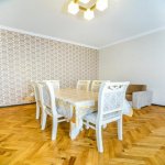 Kirayə (günlük) 3 otaqlı Köhnə Tikili, Sahil metrosu, Səbail rayonu 2