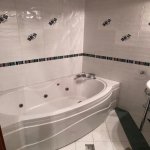 Kirayə (aylıq) 4 otaqlı Yeni Tikili, Sahil metrosu, Səbail rayonu 27