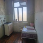 Satılır 3 otaqlı Köhnə Tikili Şirvan 1