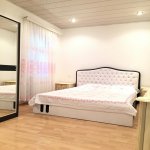 Kirayə (aylıq) 2 otaqlı Həyət evi/villa, Badamdar qəs., Səbail rayonu 5
