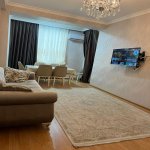 Kirayə (aylıq) 3 otaqlı Yeni Tikili Xırdalan 9