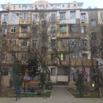 Satılır 3 otaqlı Köhnə Tikili, Memar Əcəmi metrosu, 4-cü mikrorayon, Nəsimi rayonu 1