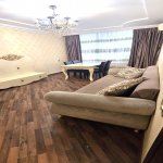 Аренда 4 комнатная Вторичка, м. Ази Асланова метро, Хетаи район 3