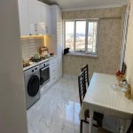 Kirayə (aylıq) 3 otaqlı Yeni Tikili, Xalqlar dostluğu metrosu, Nizami rayonu 11