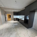 Продажа 3 комнатная Новостройка, İnşaatçılar метро, пос. Йени Ясамал, Ясамал район 5