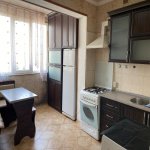 Kirayə (aylıq) 3 otaqlı Köhnə Tikili, Memar Əcəmi metrosu, 9-cu mikrorayon, Leyla Şadliq Evi, Binəqədi rayonu 9